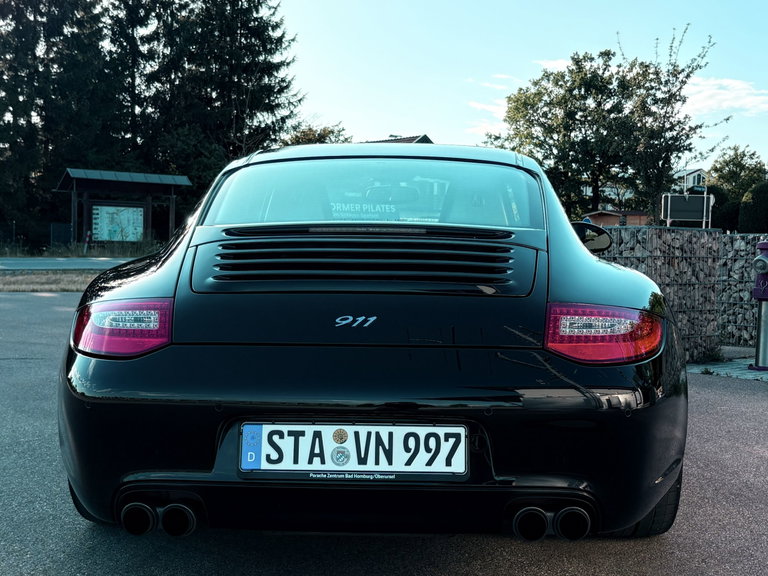 Porsche 997.2 Carrera Black Edition