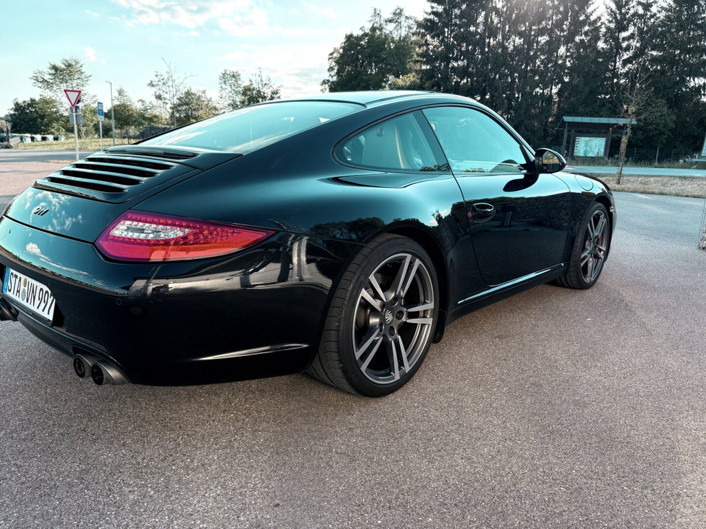 Porsche 997.2 Carrera Black Edition