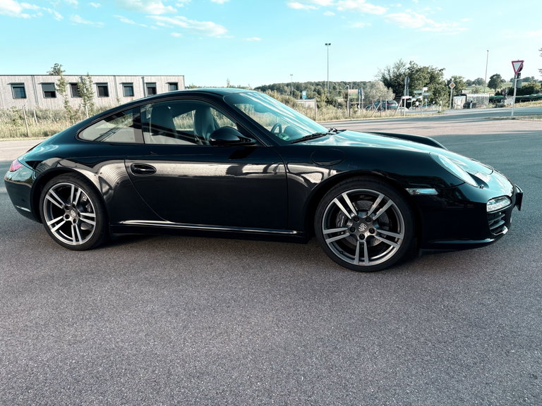 Porsche 997.2 Carrera Black Edition