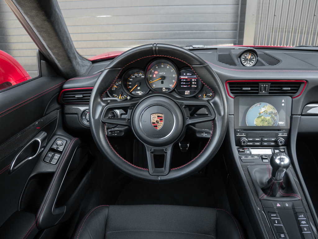 Porsche 991.2 GT3 Touring