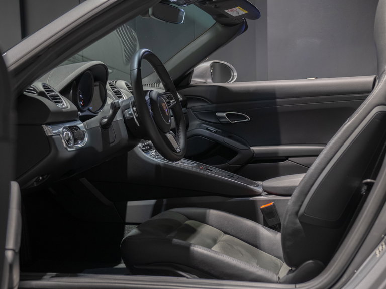 Porsche 718 Boxster