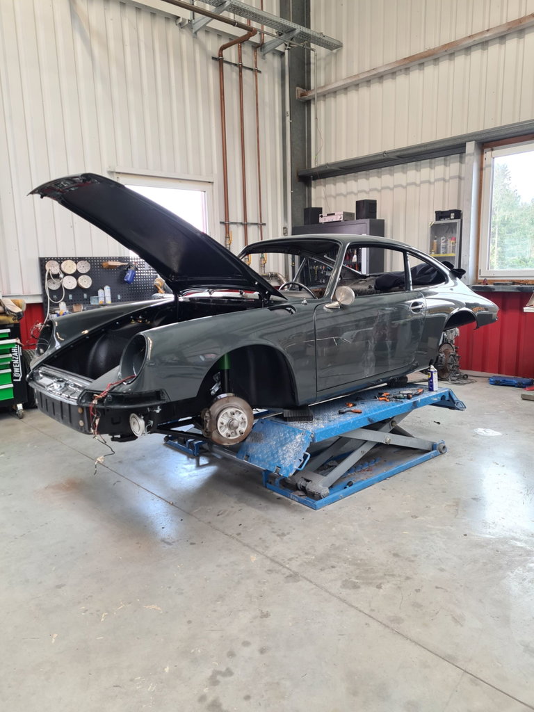 Porsche 912