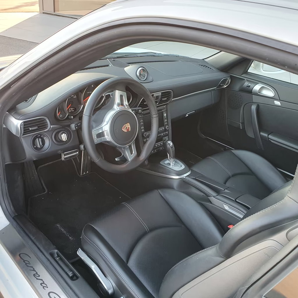 Porsche 997.2 Carrera GTS