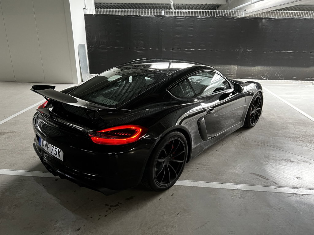 Porsche 981 Cayman GT4