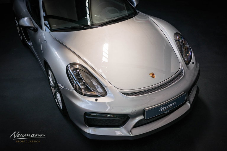 Porsche 981 Cayman GT4