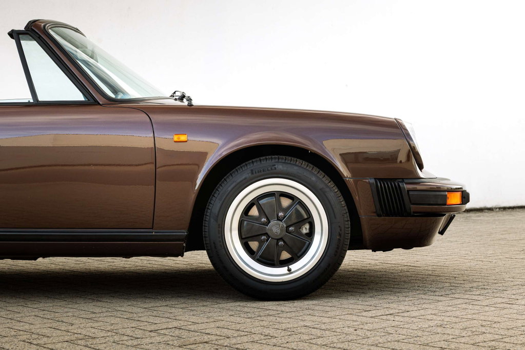 Porsche 911 SC
