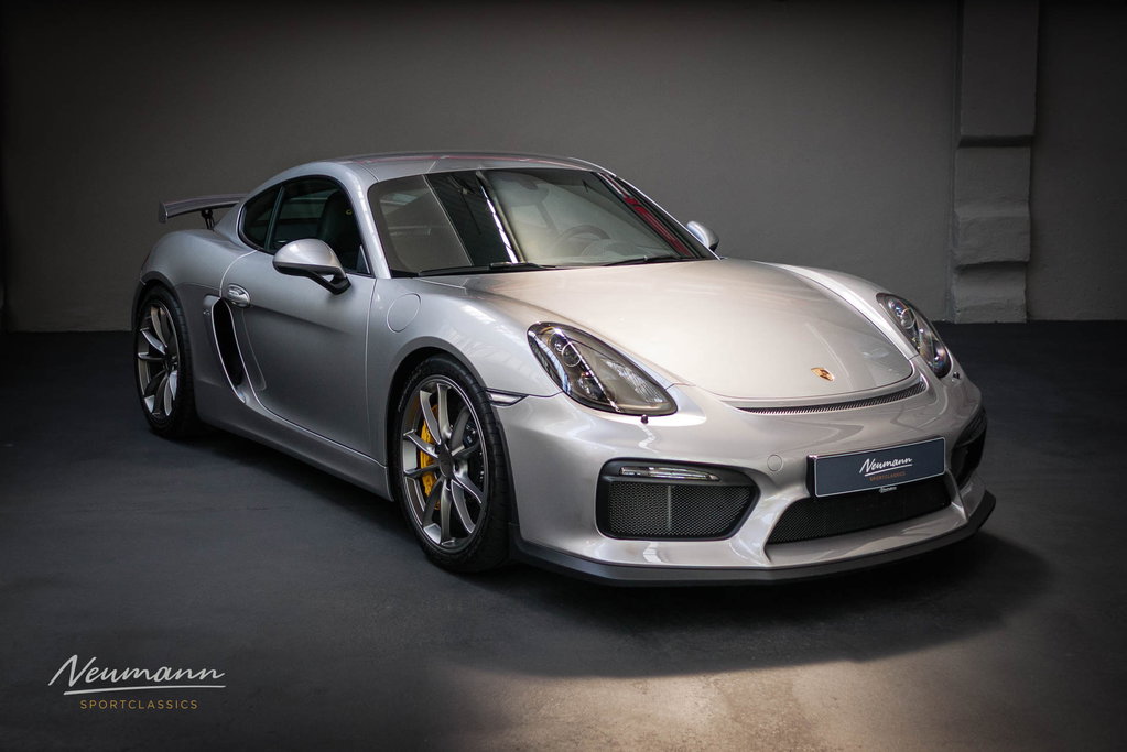 Porsche 981 Cayman GT4