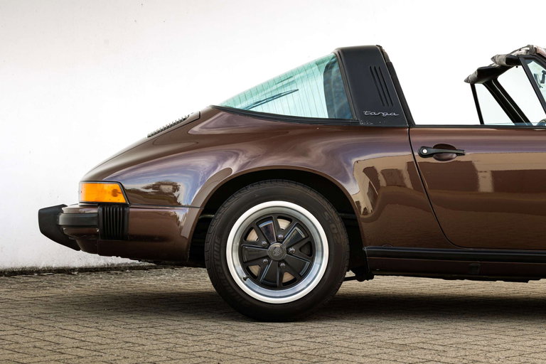 Porsche 911 SC