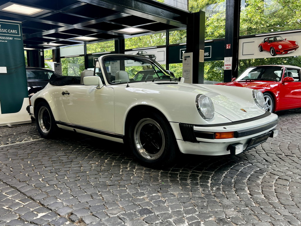 Porsche 911 Carrera 3.2