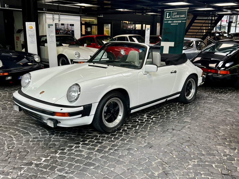 Porsche 911 Carrera 3.2