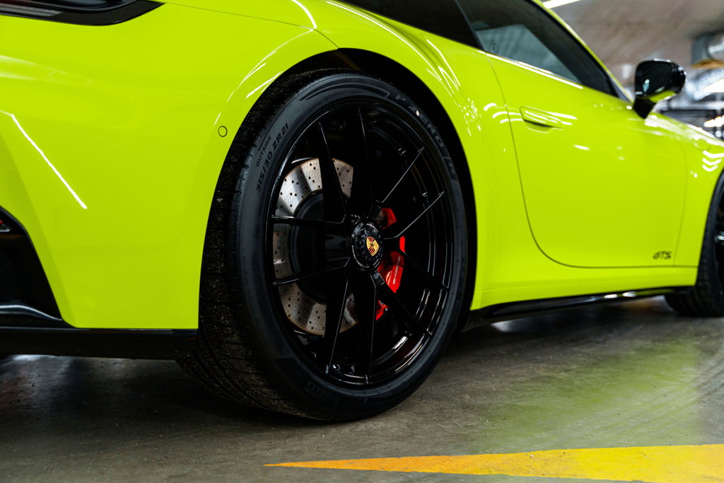 Porsche 992.2 Carrera GTS