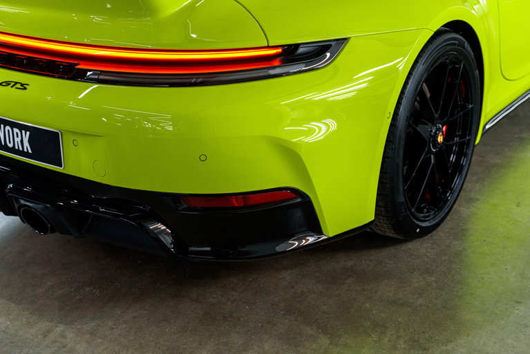 Porsche 992.2 Carrera GTS