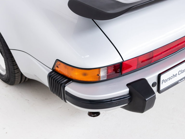 Porsche 911 Carrera 3.2 Clubsport