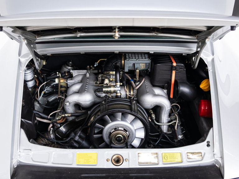 Porsche 911 Carrera 3.2 Clubsport