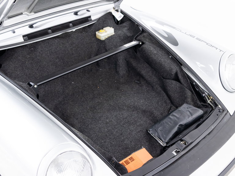 Porsche 911 Carrera 3.2 Clubsport