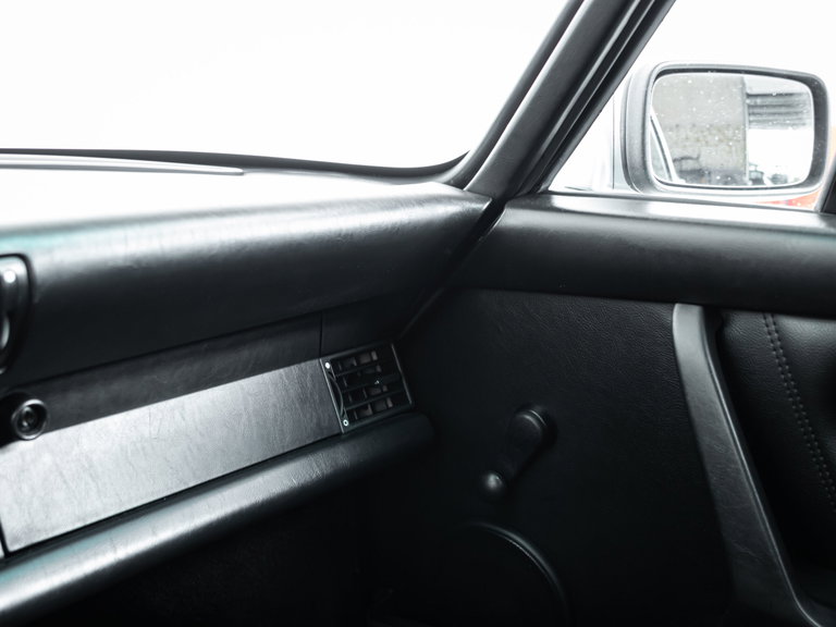 Porsche 911 Carrera 3.2 Clubsport