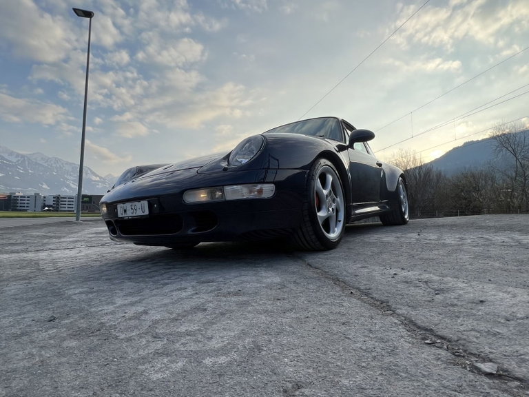 Porsche 993 Carrera 4S