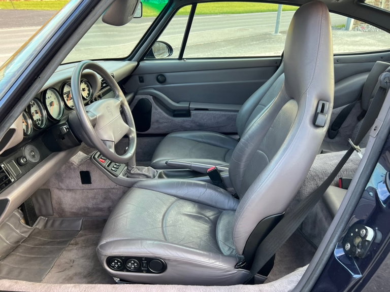 Porsche 993 Carrera 4S