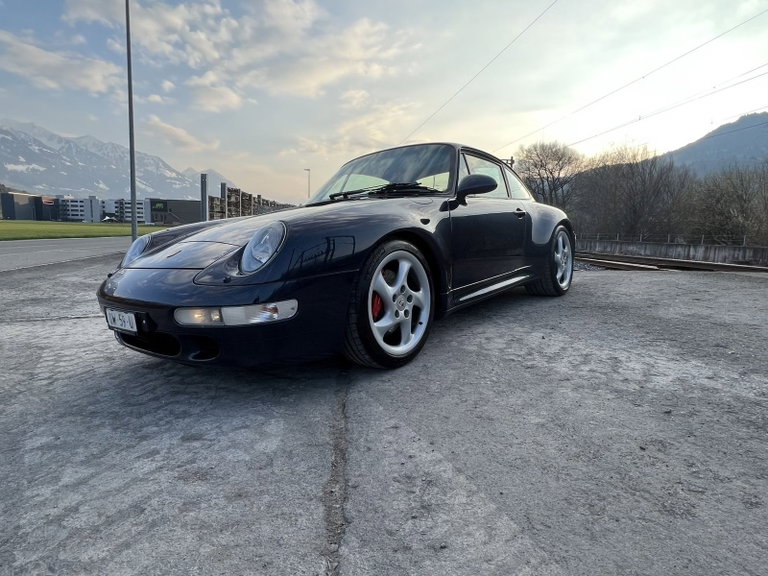 Porsche 993 Carrera 4S