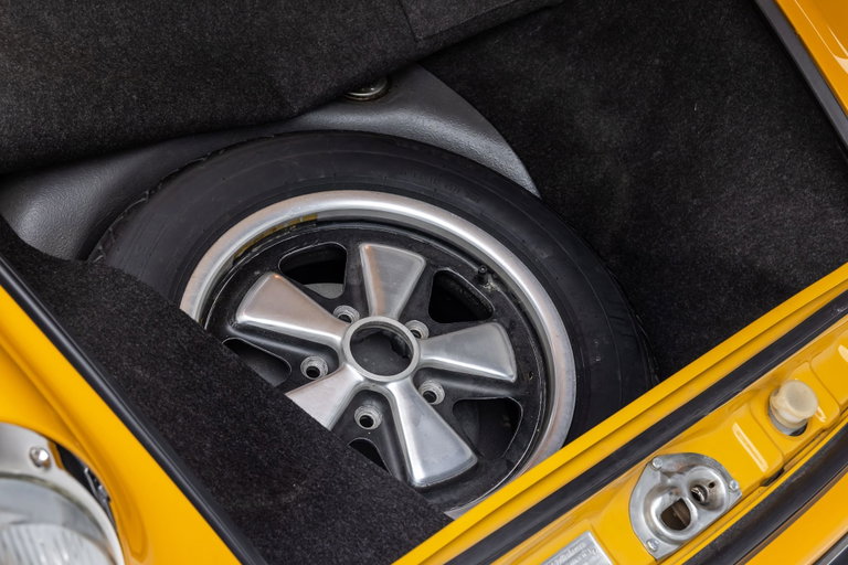 Porsche 911 S (F-Modell)