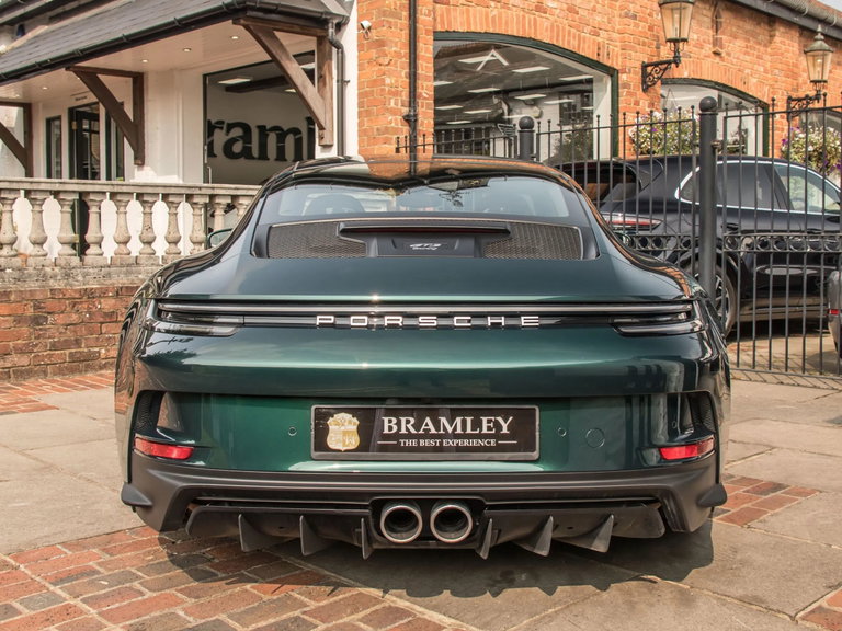 Porsche 992 GT3 Touring
