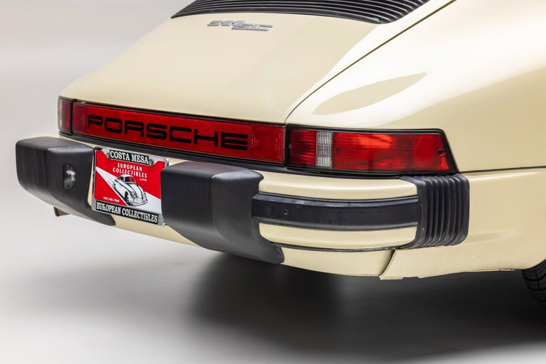 Porsche 911 SC (US)