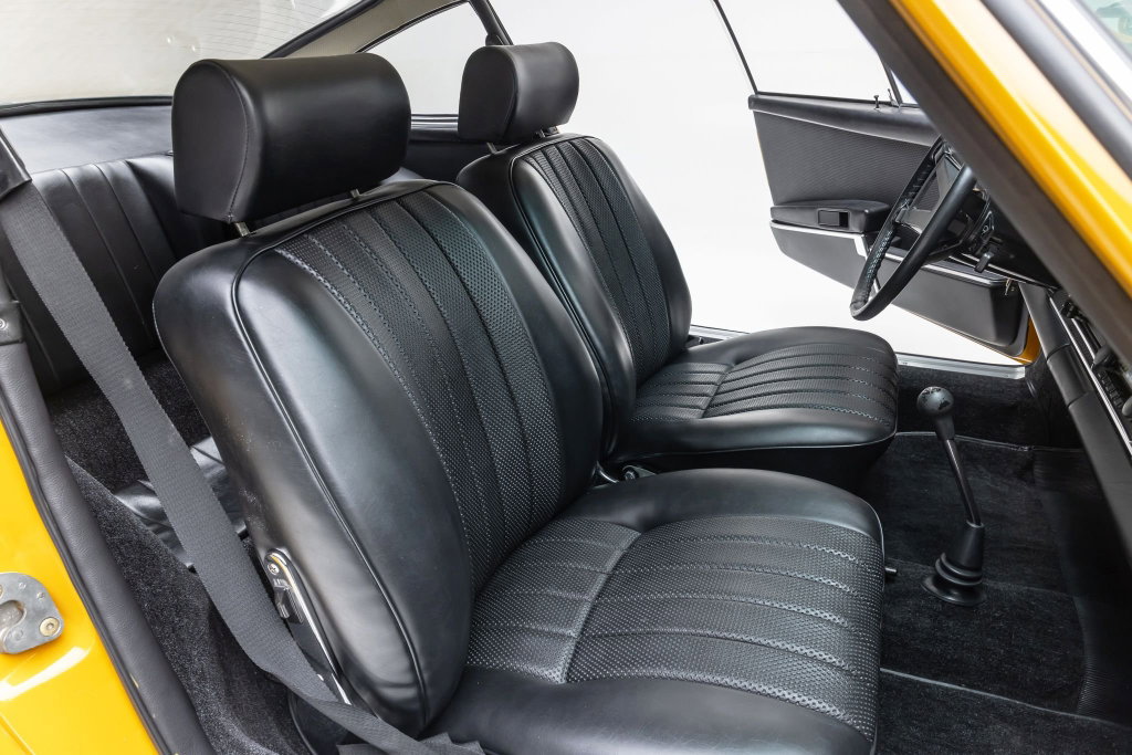 Porsche 911 S (F-Modell)