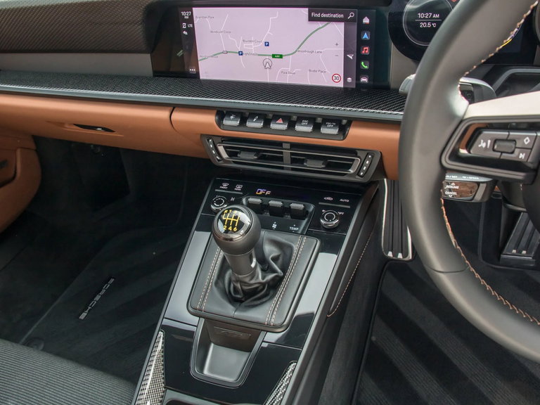 Porsche 992 GT3 Touring