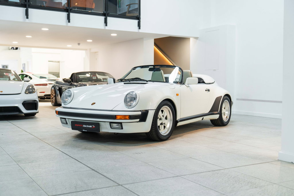 Porsche 911 Carrera 3.2 Speedster