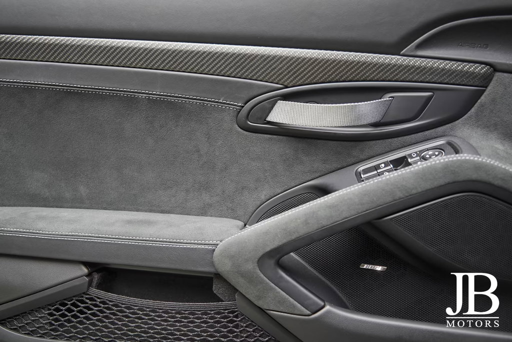 Porsche 718 Cayman GT4 RS