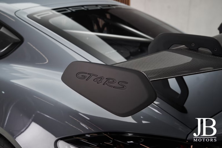 Porsche 718 Cayman GT4 RS