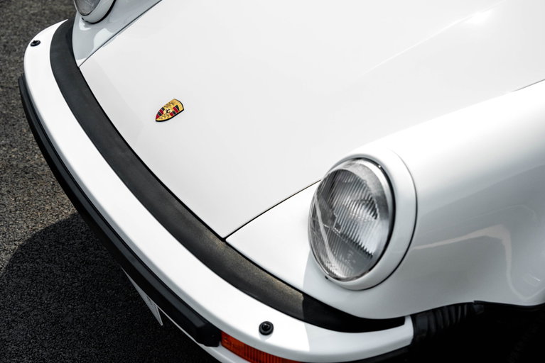 Porsche 911 Turbo 3.3