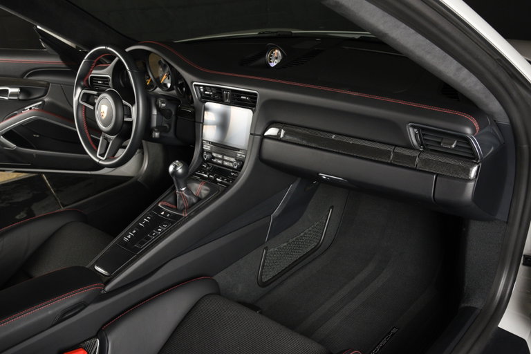 Porsche 991.2 GT3 Touring