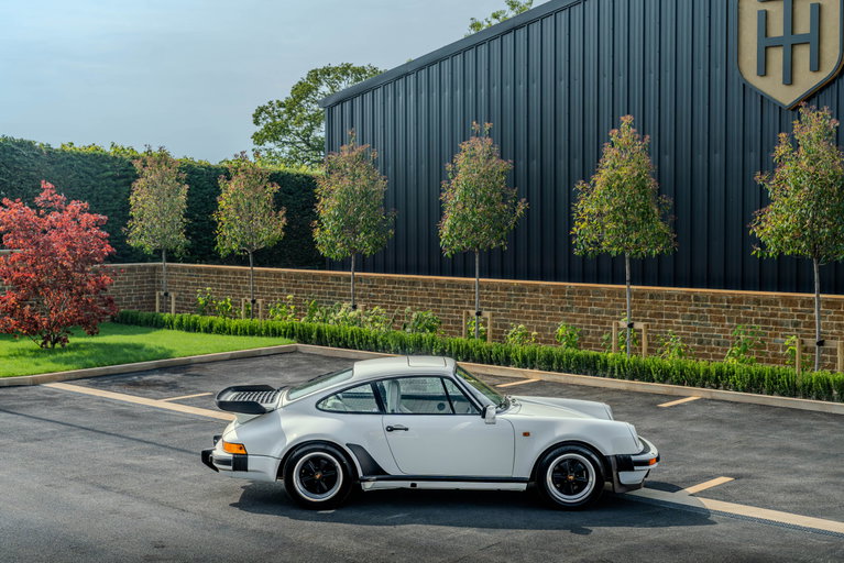 Porsche 911 Turbo 3.3