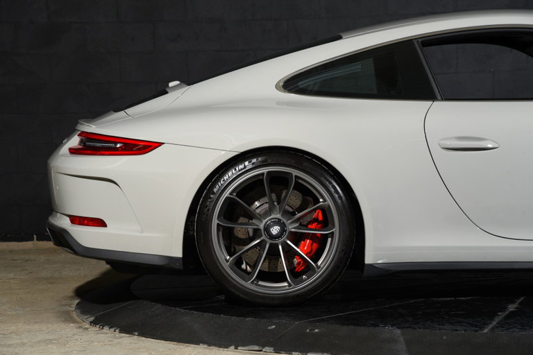 Porsche 991.2 GT3 Touring