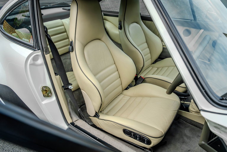 Porsche 911 Turbo 3.3