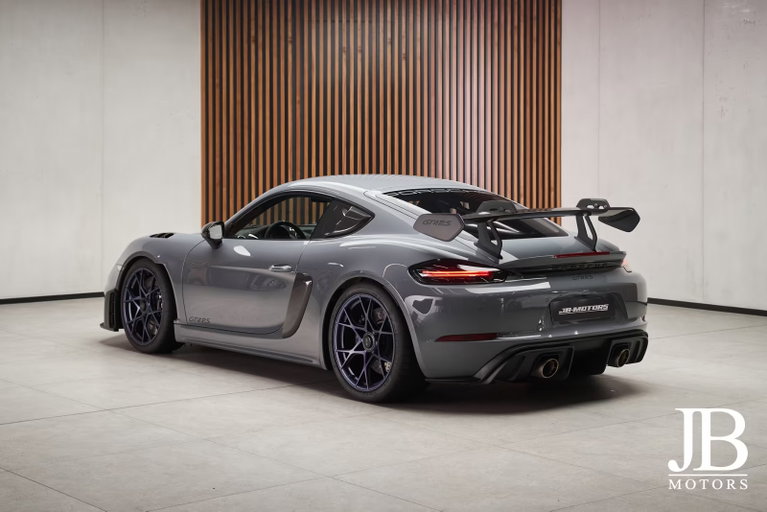 Porsche 718 Cayman GT4 RS