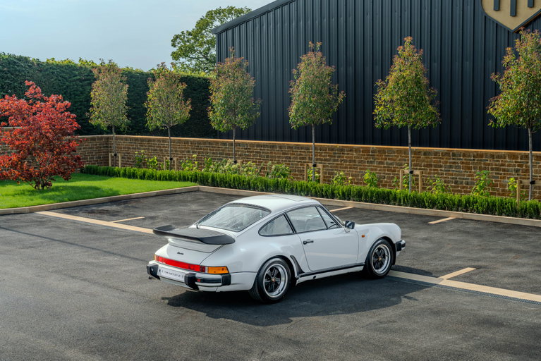 Porsche 911 Turbo 3.3