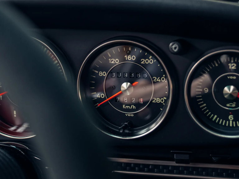 Porsche 911 Reimagined by Singer