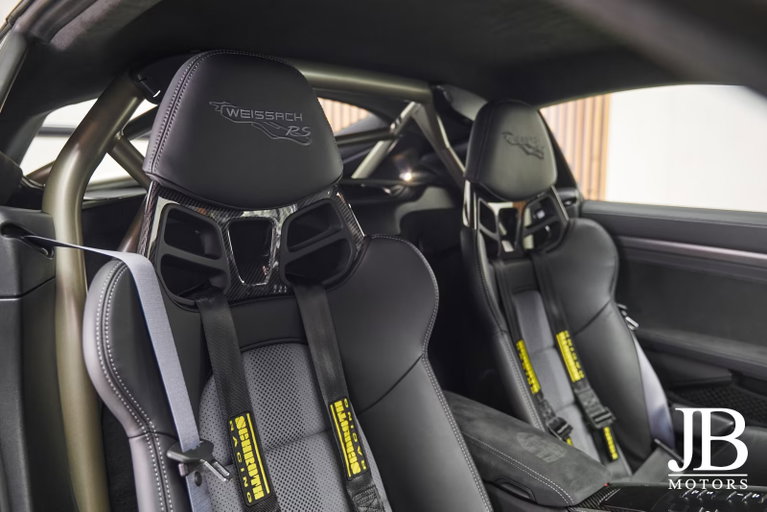 Porsche 718 Cayman GT4 RS