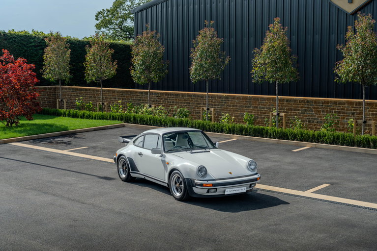 Porsche 911 Turbo 3.3