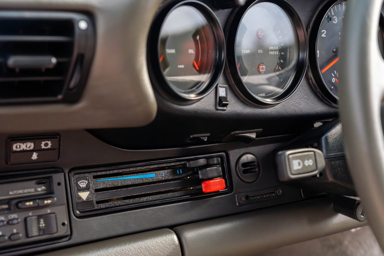 Porsche 911 Turbo 3.3
