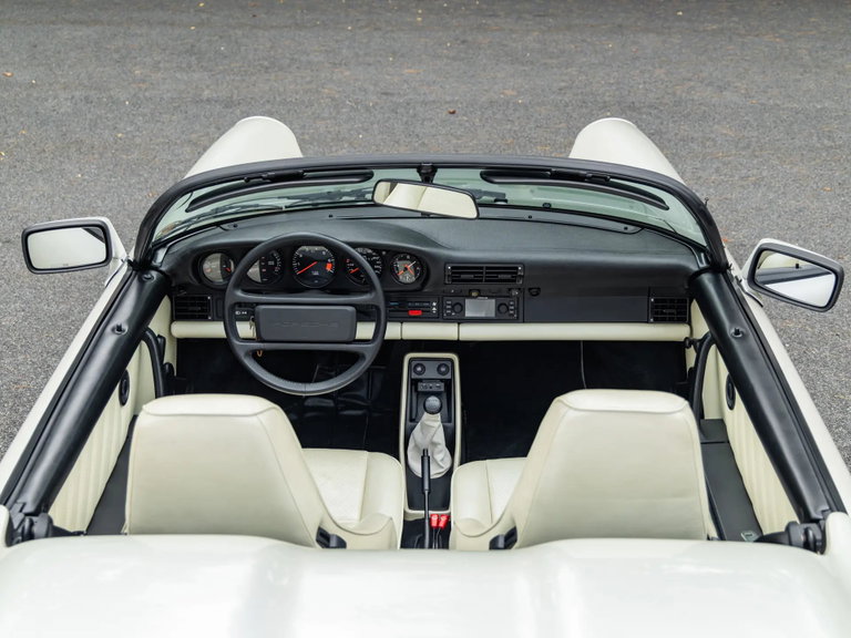 Porsche 911 Carrera 3.2 Speedster