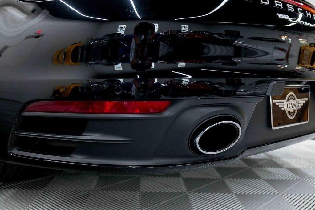 Porsche 992 Carrera 4S
