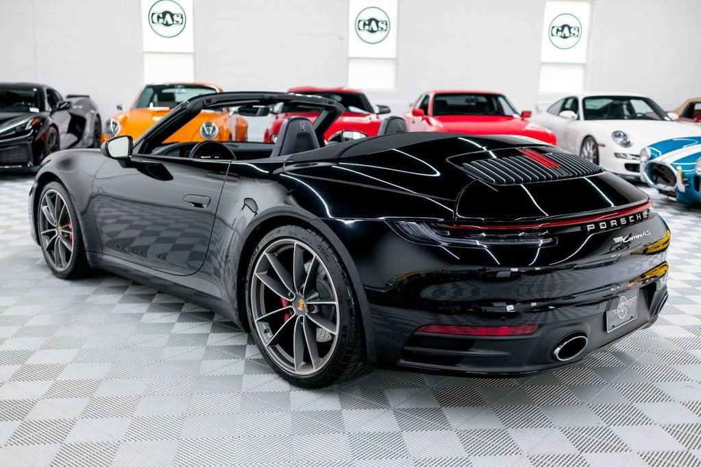 Porsche 992 Carrera 4S