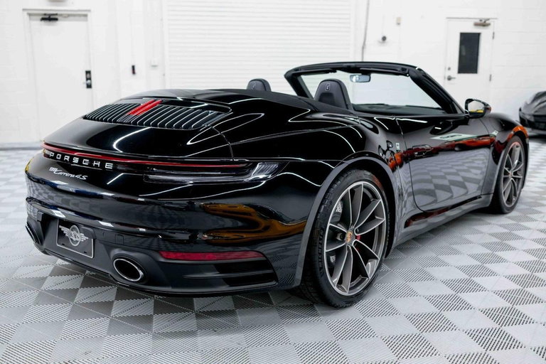 Porsche 992 Carrera 4S