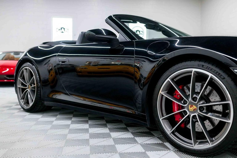 Porsche 992 Carrera 4S