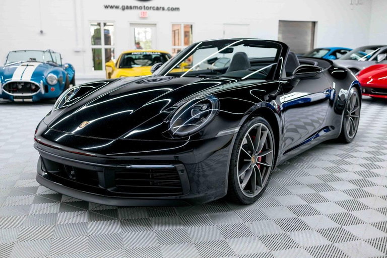 Porsche 992 Carrera 4S