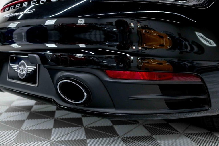 Porsche 992 Carrera 4S