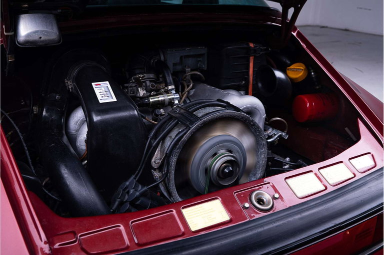 Porsche 911 Carrera 3.2
